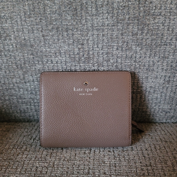 Kate Spade Compact Leather Wallet - Picture 10 of 11